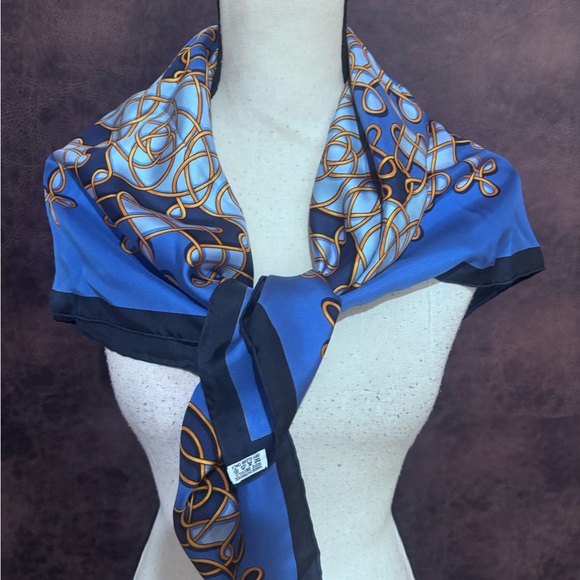 Hermes Carre 90 scarf - Picture 6 of 6